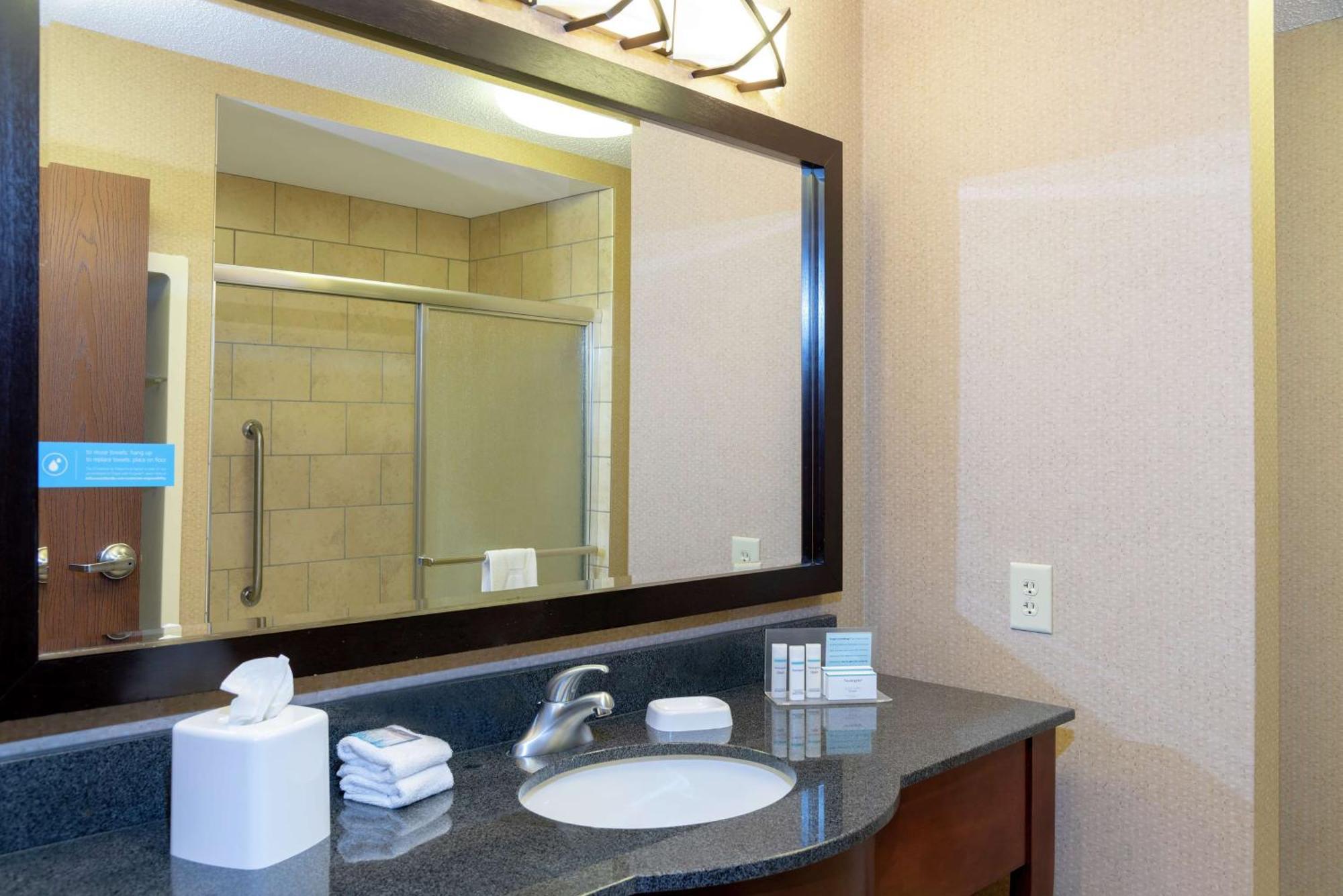 Hampton Inn Warsaw Kültér fotó