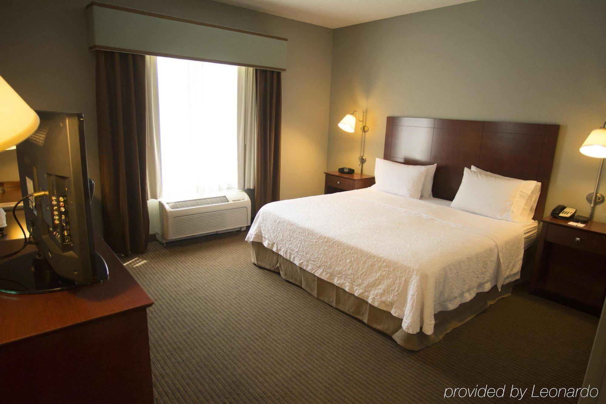 Hampton Inn Warsaw Kültér fotó
